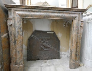 Камин антикварный мраморный (каминный портал) Villa Nuova B049065