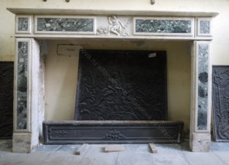 Камин антикварный мраморный (каминный портал) Villa Nuova B038474