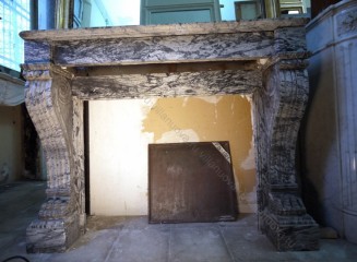 Камин антикварный мраморный (каминный портал) Villa Nuova B015604