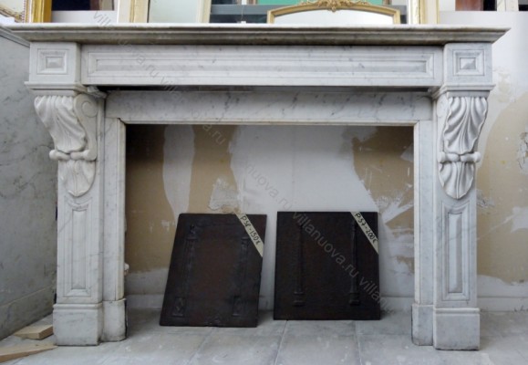Камин антикварный мраморный (каминный портал) Villa Nuova B039071